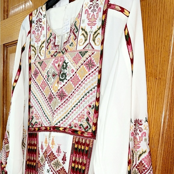 Thobe Size 6 -US SZ 18-20-22-24 White Red Embroidery Beaded Middle Eastern Dress - Picture 8 of 12